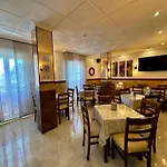 Guest house Hostal Toledo 2*