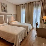 Guest house Hostal Toledo 2*