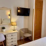 Guest house Hostal Toledo 2*