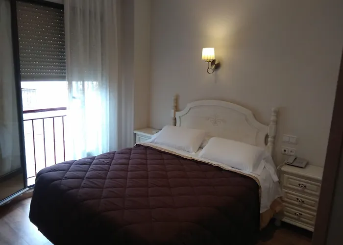 Hostal Toledo Guest house 2*