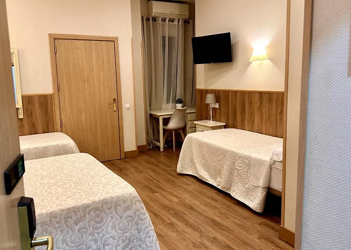 Hostal Toledo Guest house