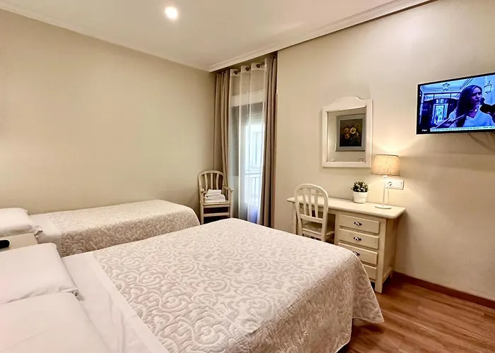 Hostal Toledo Guest house 2*