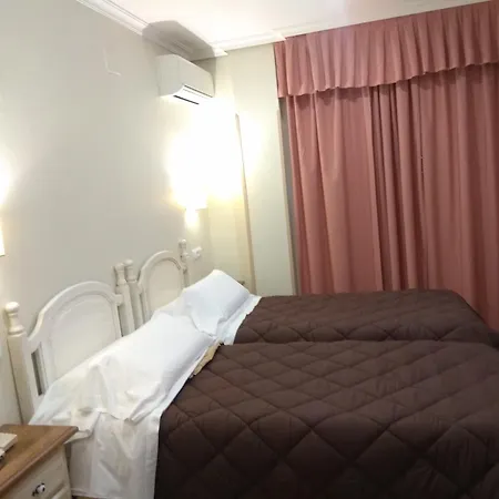 Hostal Toledo Πανσιόν 2*