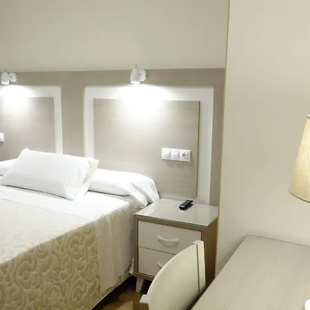 Πανσιόν Hostal Toledo