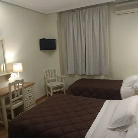 Hostal Toledo Πανσιόν 2*