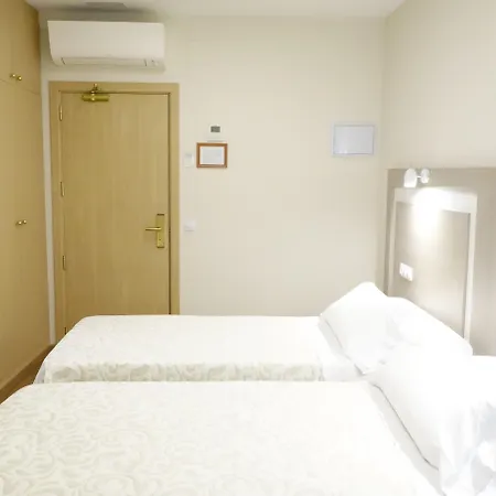 Πανσιόν Hostal Toledo