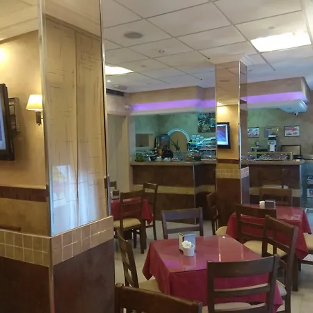 Hostal Toledo 2*