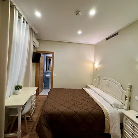Πανσιόν Hostal Toledo