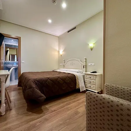 Hostal Toledo Πανσιόν