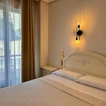 Hostal Toledo Guest house