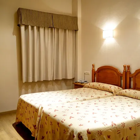 Hostal Toledo 2*