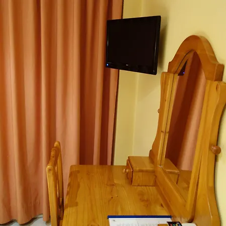 Hostal Toledo Guest house