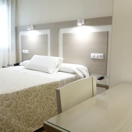 Hostal Toledo Πανσιόν 2*