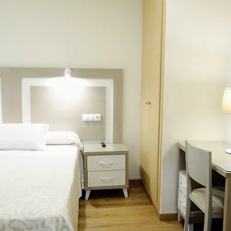 Hostal Toledo Guest house