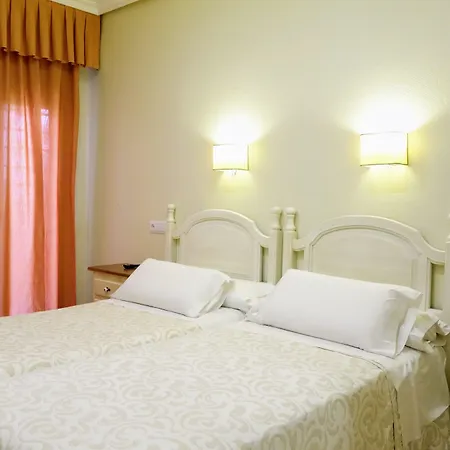 Πανσιόν Hostal Toledo