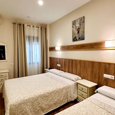 Πανσιόν Hostal Toledo 2*
