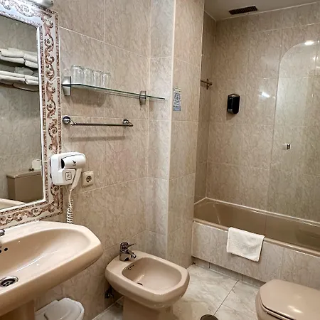 Hostal Toledo Πανσιόν Τολέδο