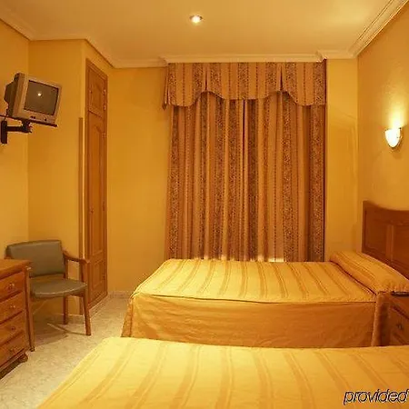 Hostal Toledo Πανσιόν 2*
