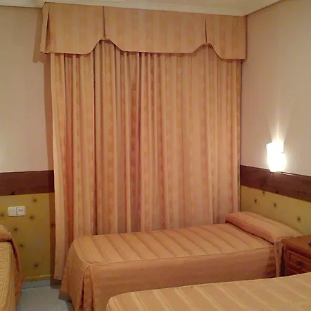 Hostal Toledo Πανσιόν 2*
