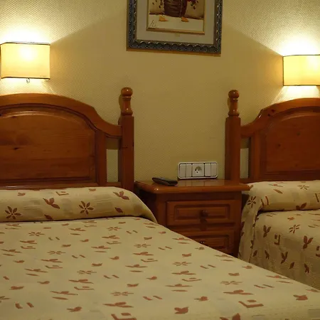 Hostal Toledo Πανσιόν Τολέδο