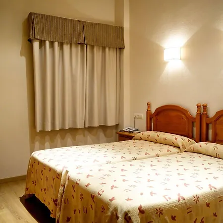 Πανσιόν Hostal Toledo 2*