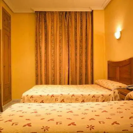 Hostal Toledo Πανσιόν Τολέδο